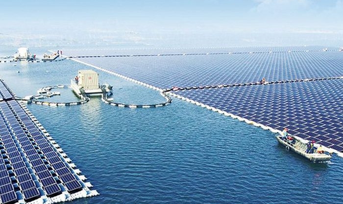 China Turns On the World’s Largest Floating Solar Farm
